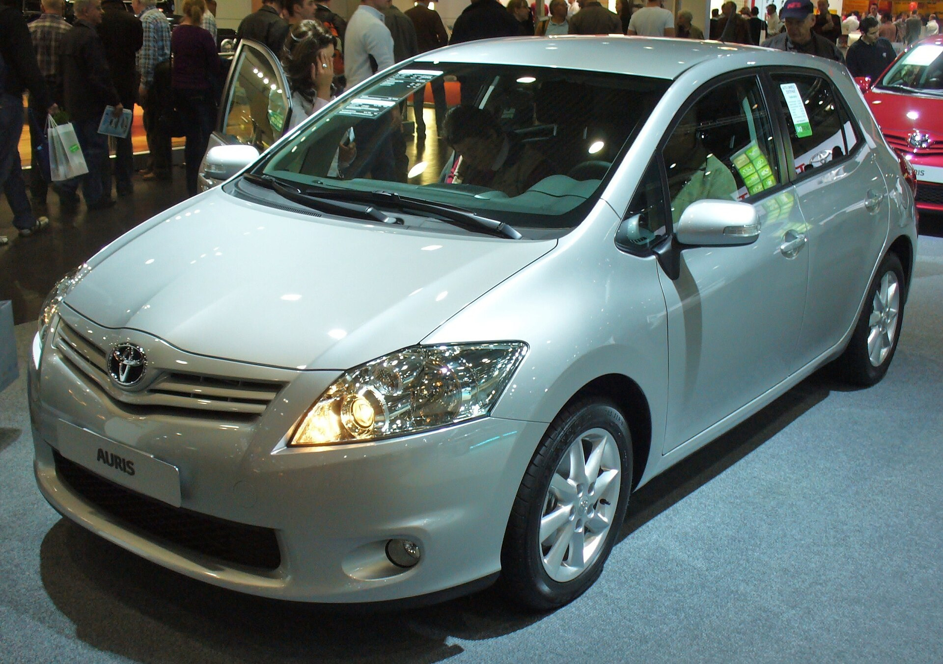 Toyota Auris Facelift 2010