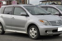 Toyota Ist 1.5 i 4WD (105hp) — снимка 2