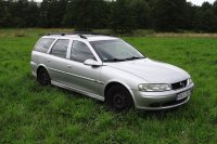 Opel Vectra B Caravan — снимка 2