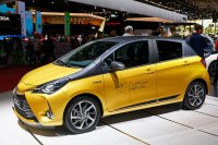 Toyota Yaris III Restyling — снимка 2