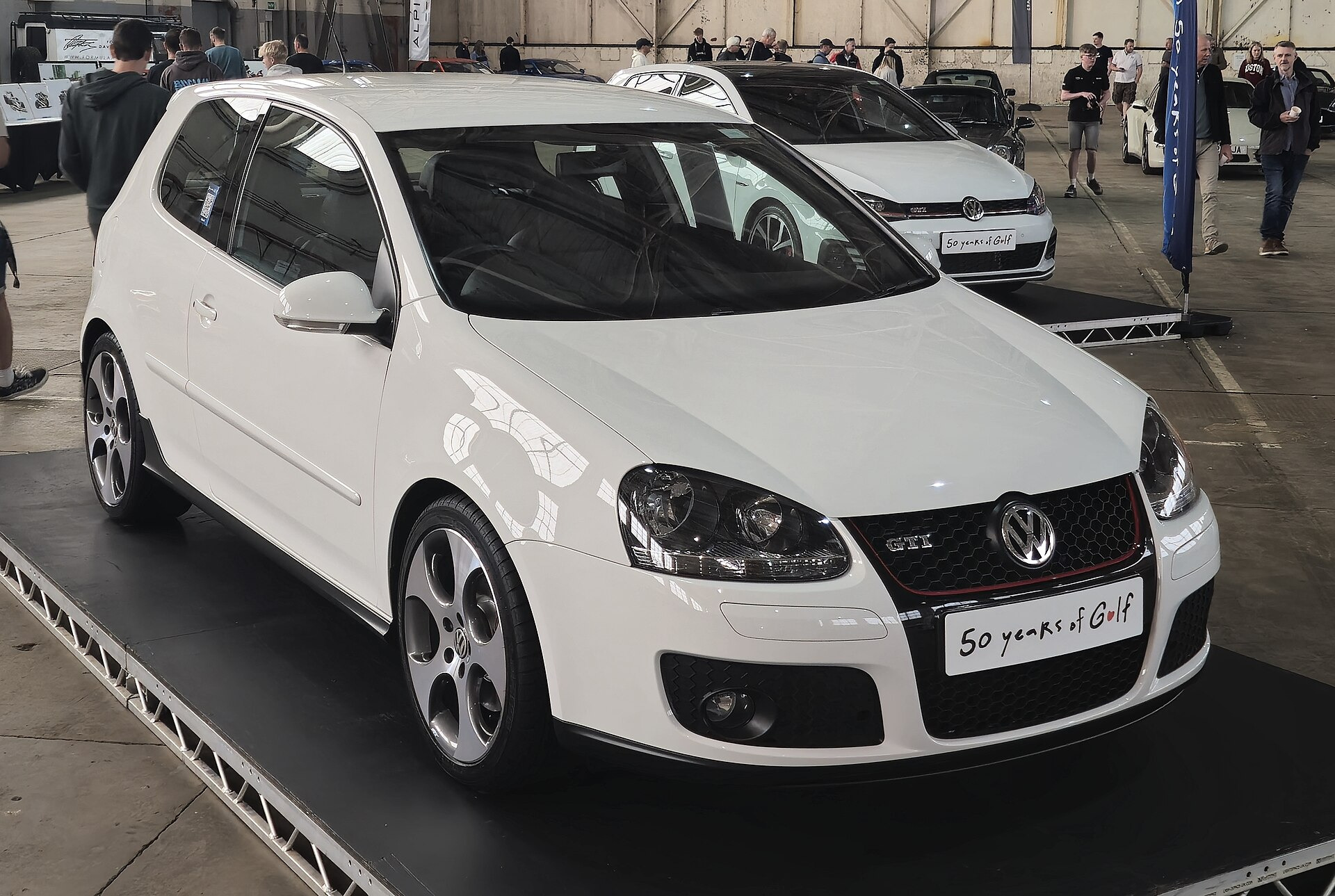 Volkswagen Golf 17