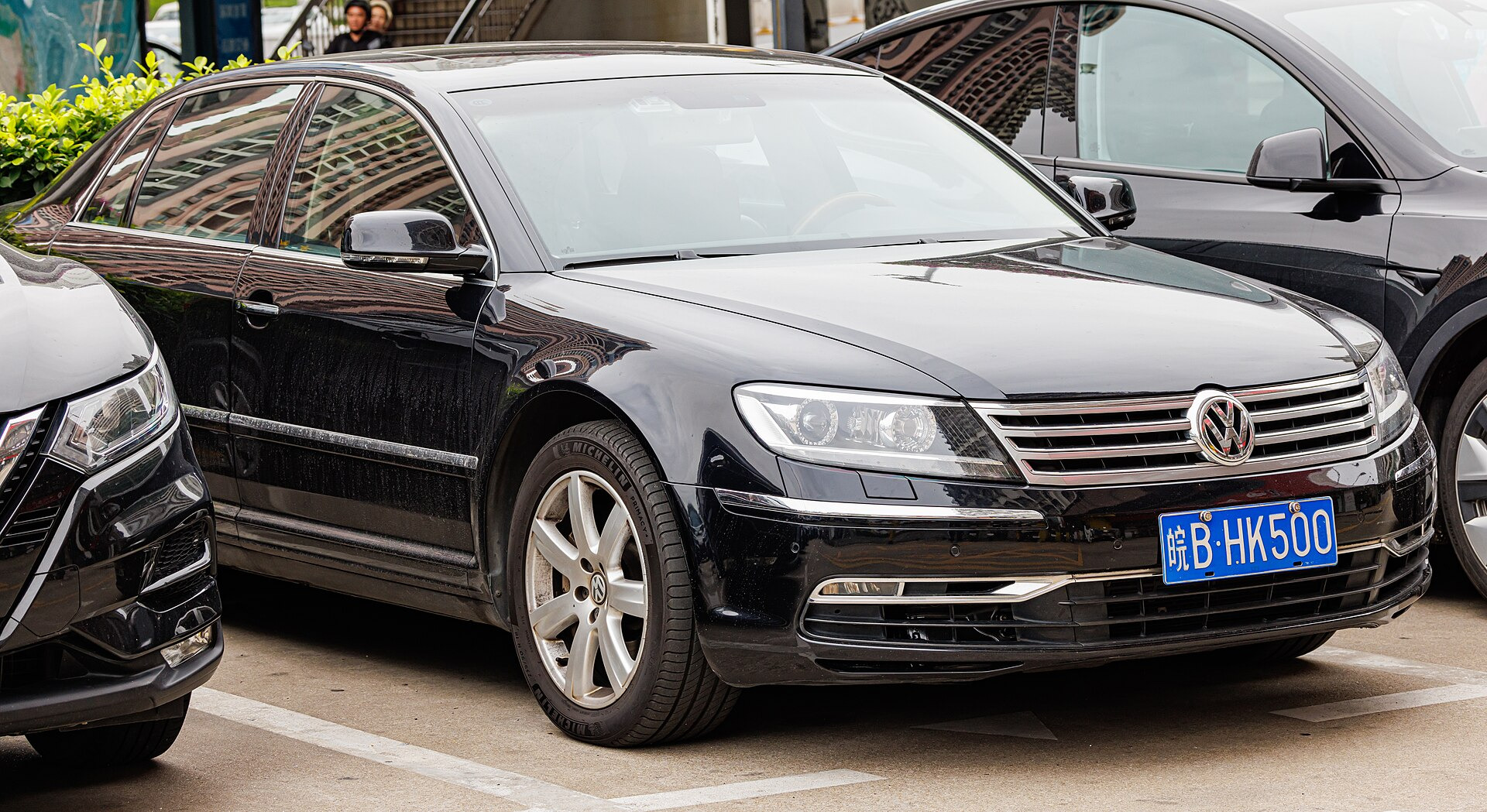 Volkswagen Phaeton 4.2 V8 Long (335hp) Tiptronic 4Motion