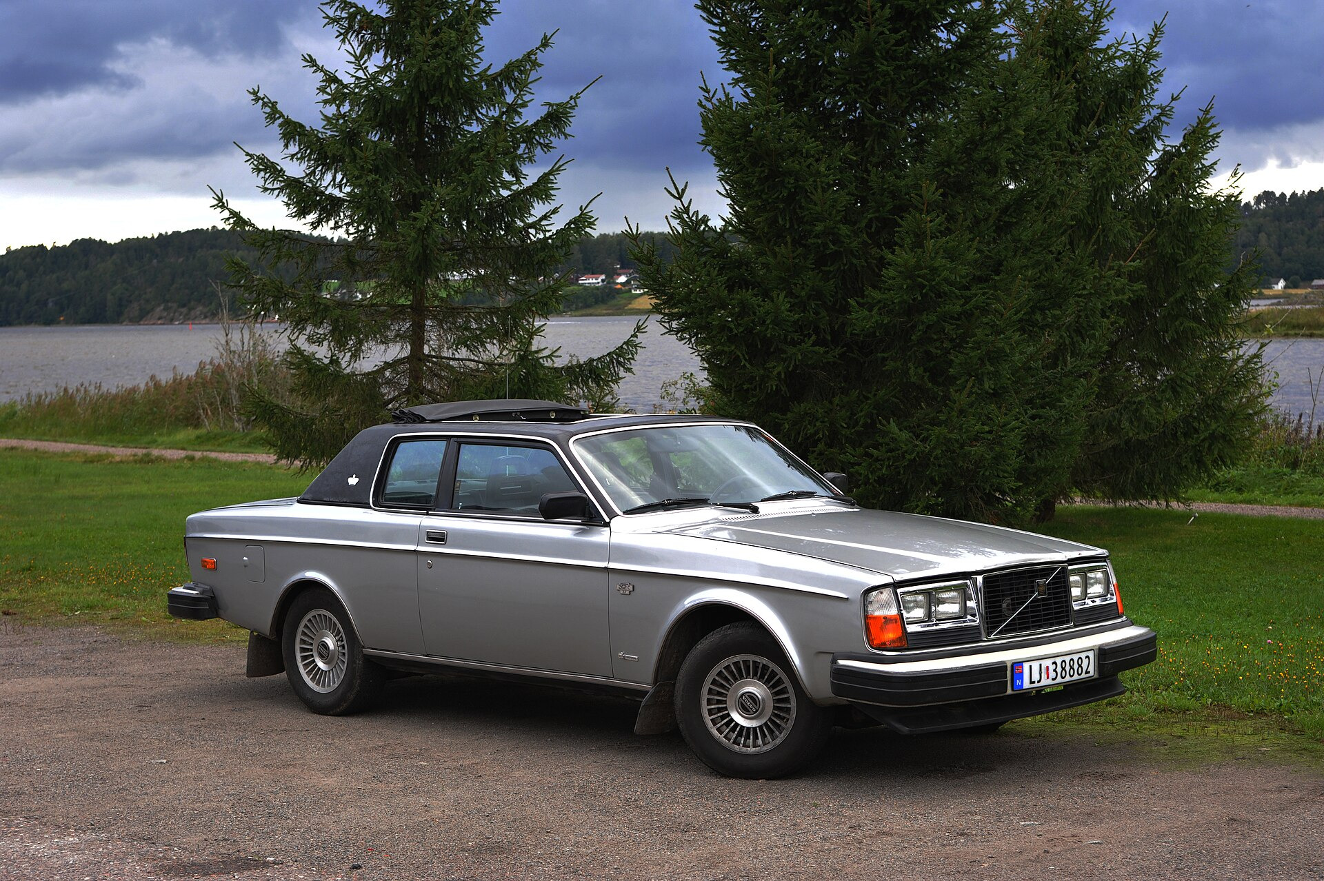 Volvo 260 Coupe P262
