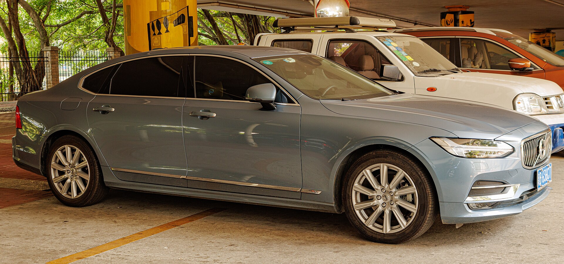 Volvo S90 II