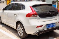 Volvo V40 II Restyling — снимка 2