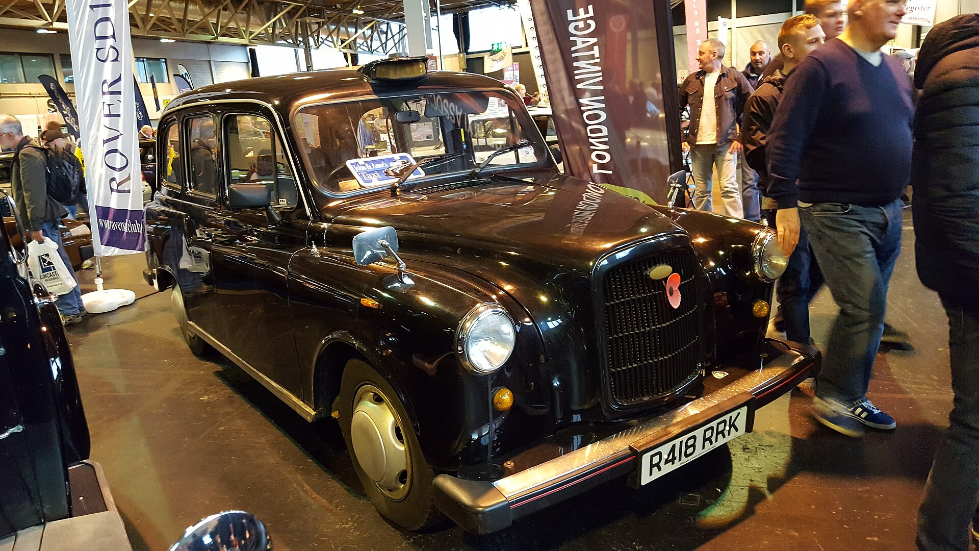 Carbodies Taxi