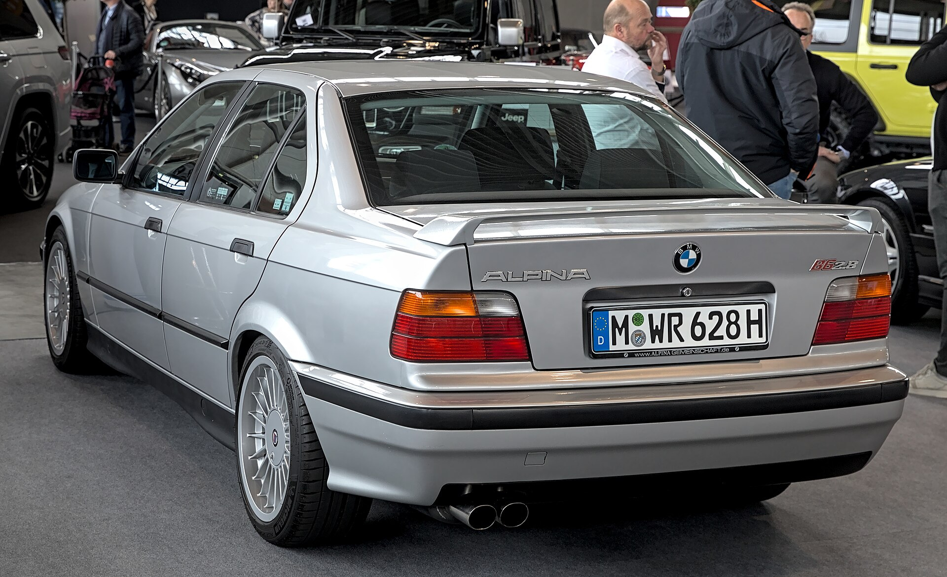 Alpina B6 E36