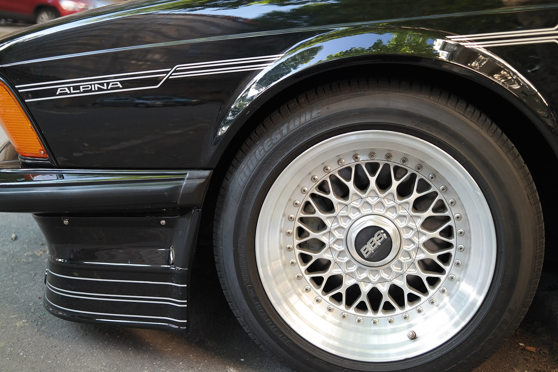 Alpina B7 Coupe E24