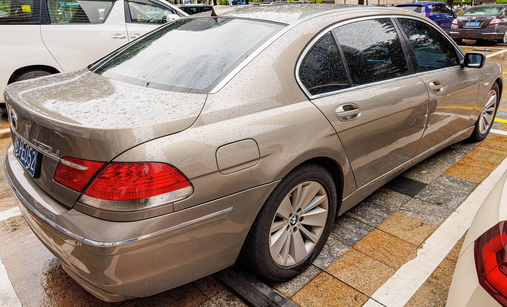 BMW 7 E65/E66 L