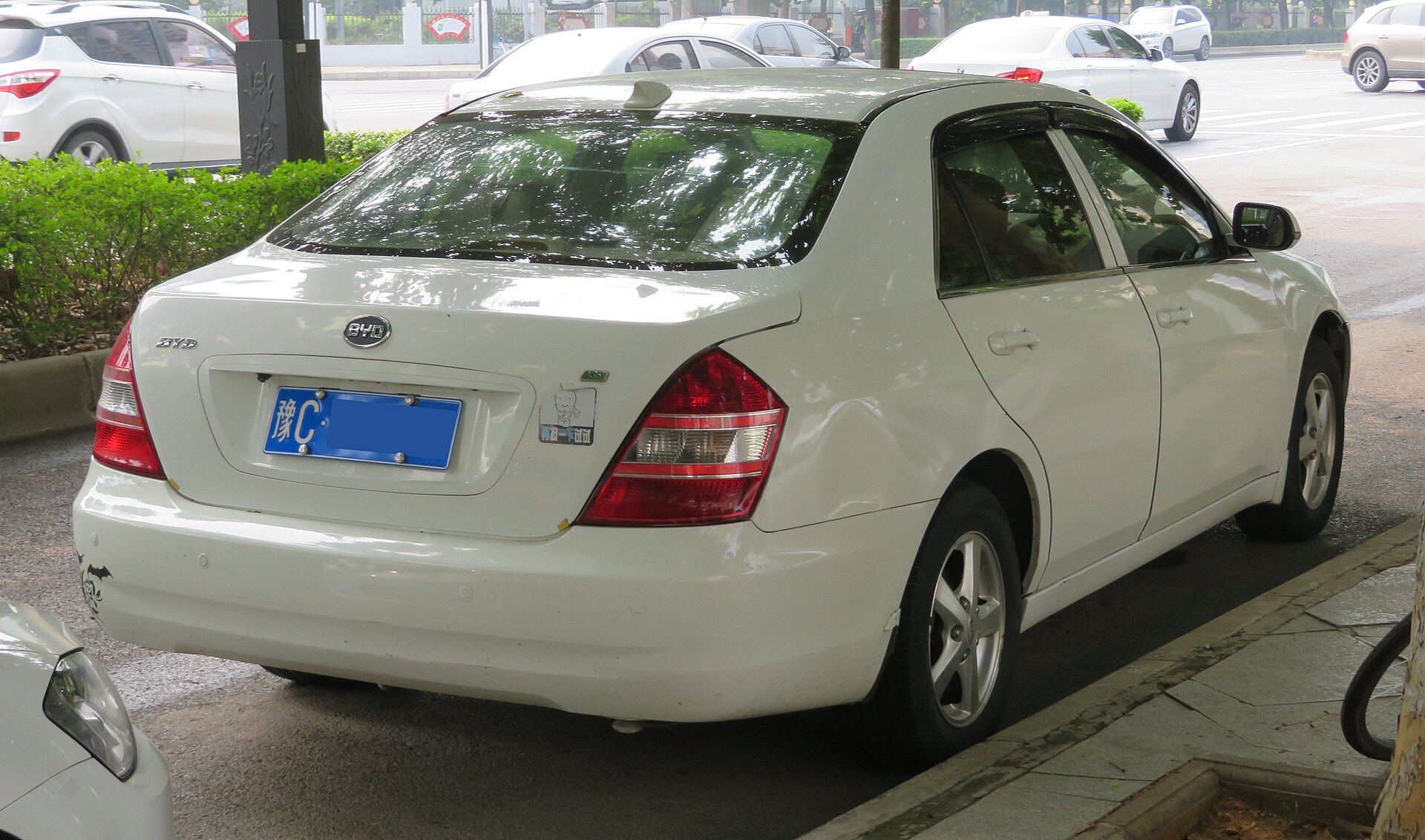 Byd F6