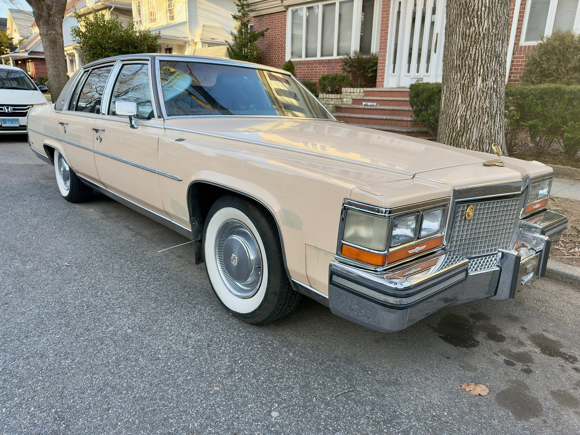 Cadillac Brougham