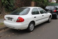 Ford Mondeo II Hatchback — снимка 1