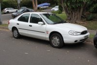 Ford Mondeo II Hatchback — снимка 3