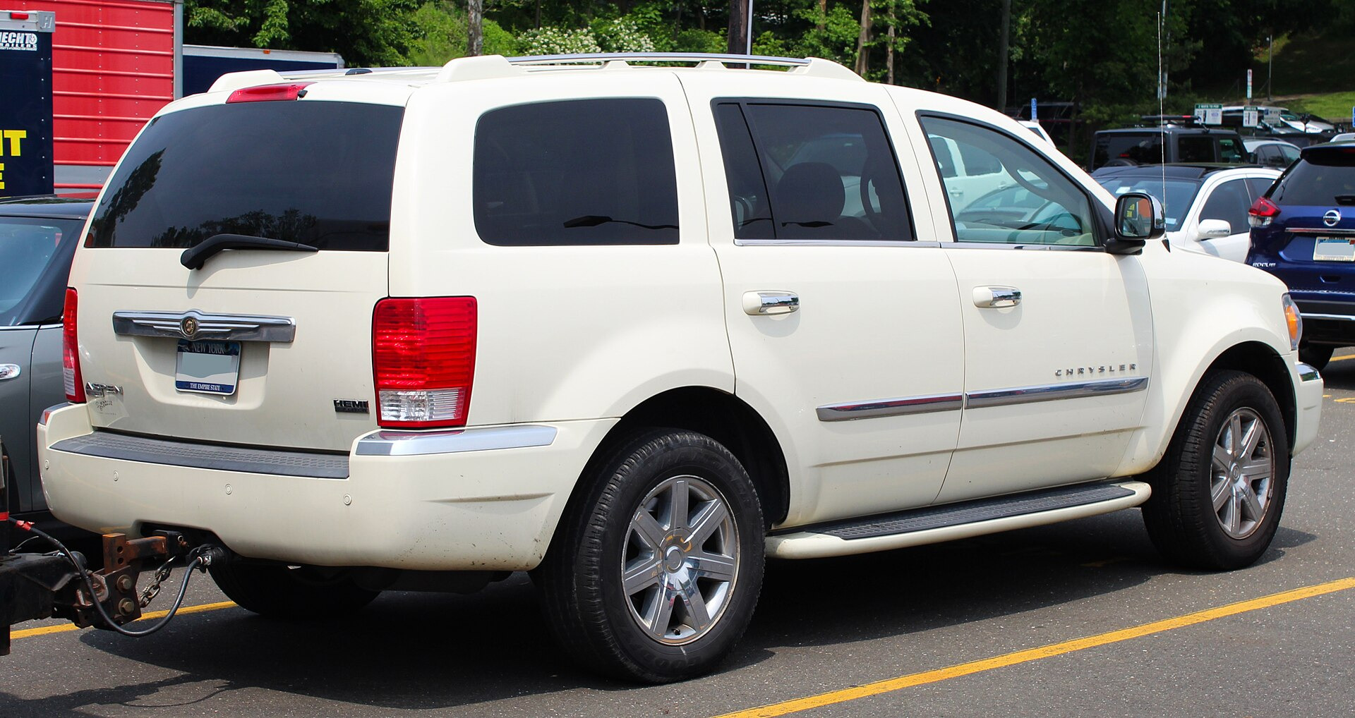 Chrysler Aspen