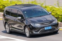 Chrysler Pacifica — снимка 3