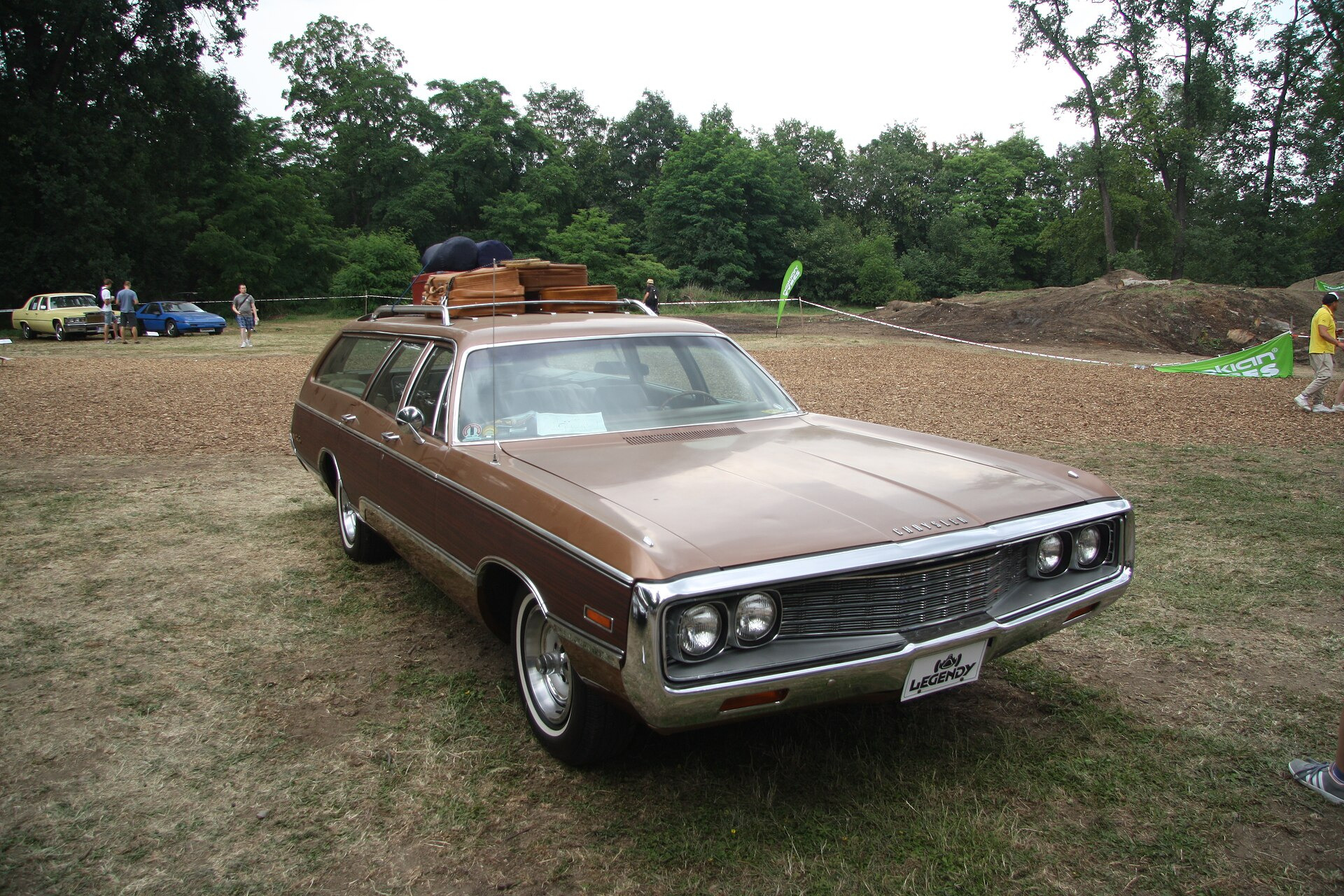 Chrysler Town & Country V