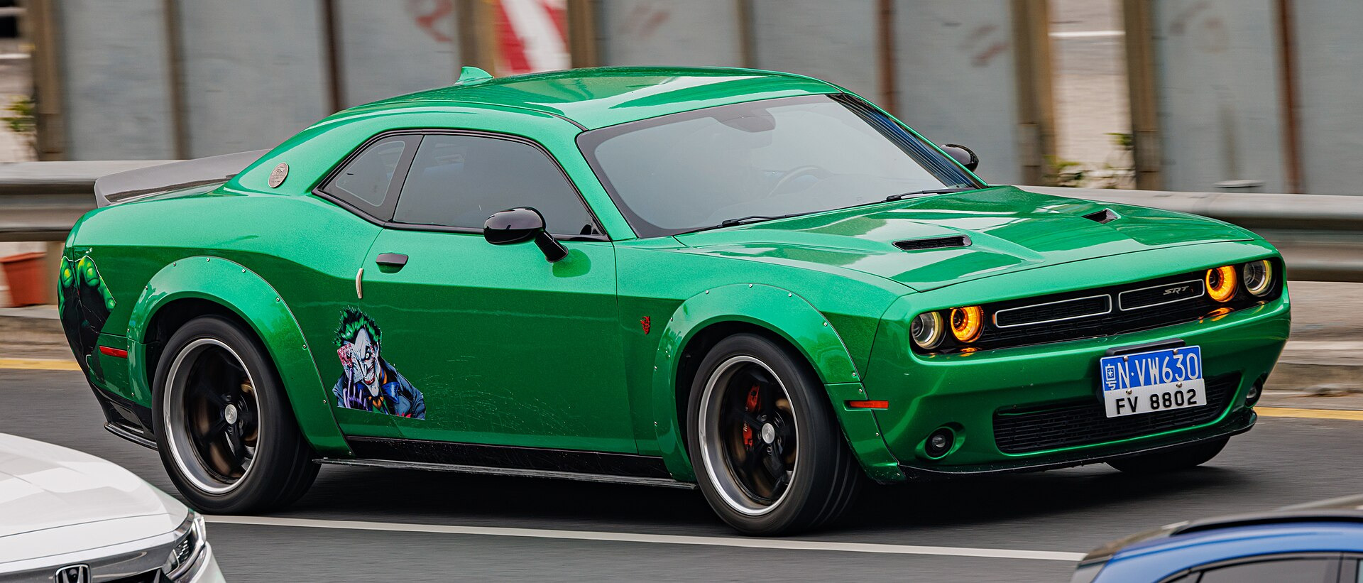 Dodge Challenger SRT8
