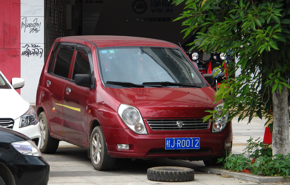 Hafei Simbo 1.3i (78hp)