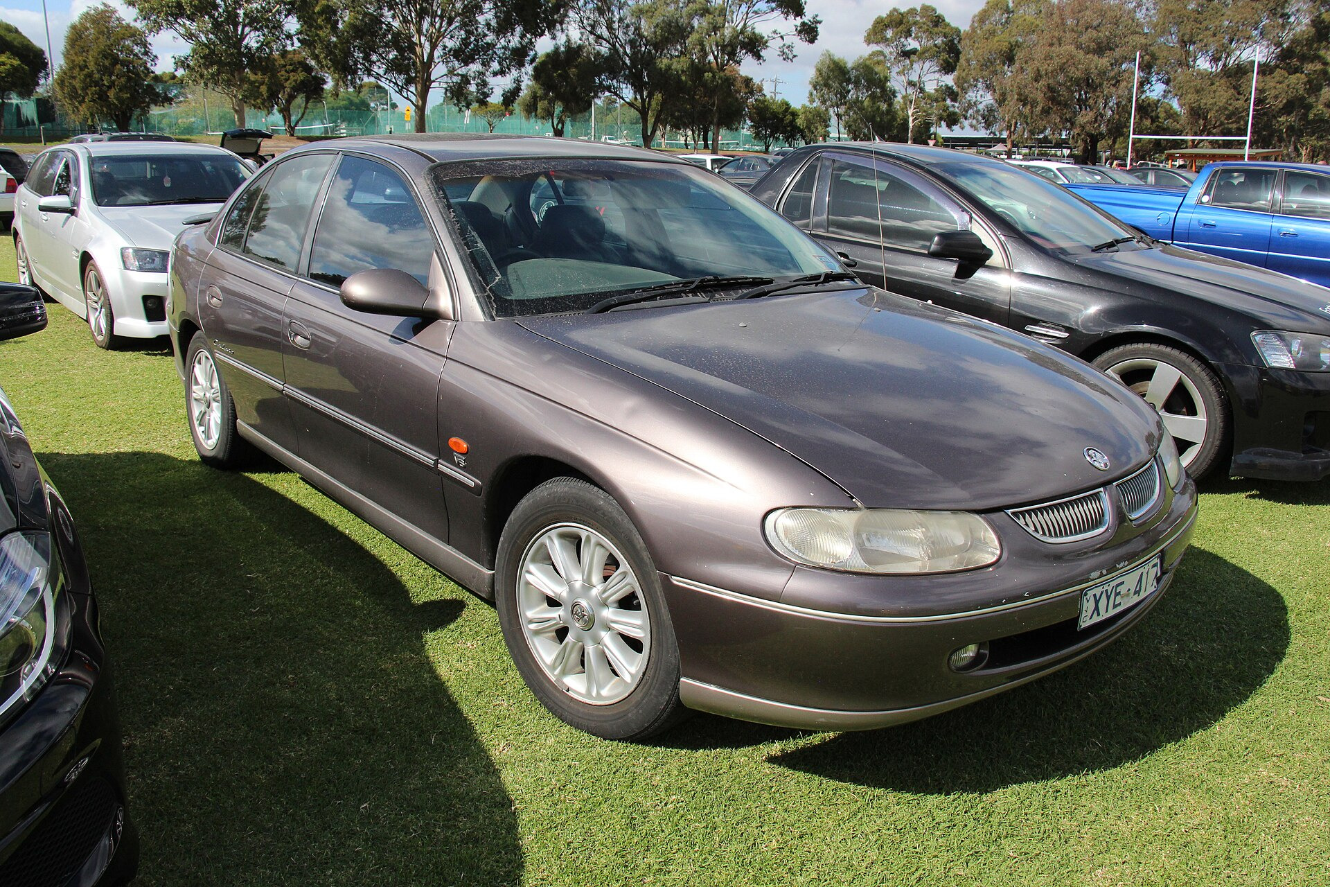 Holden Calais VT