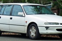 Holden Commodore Wagon — снимка 2