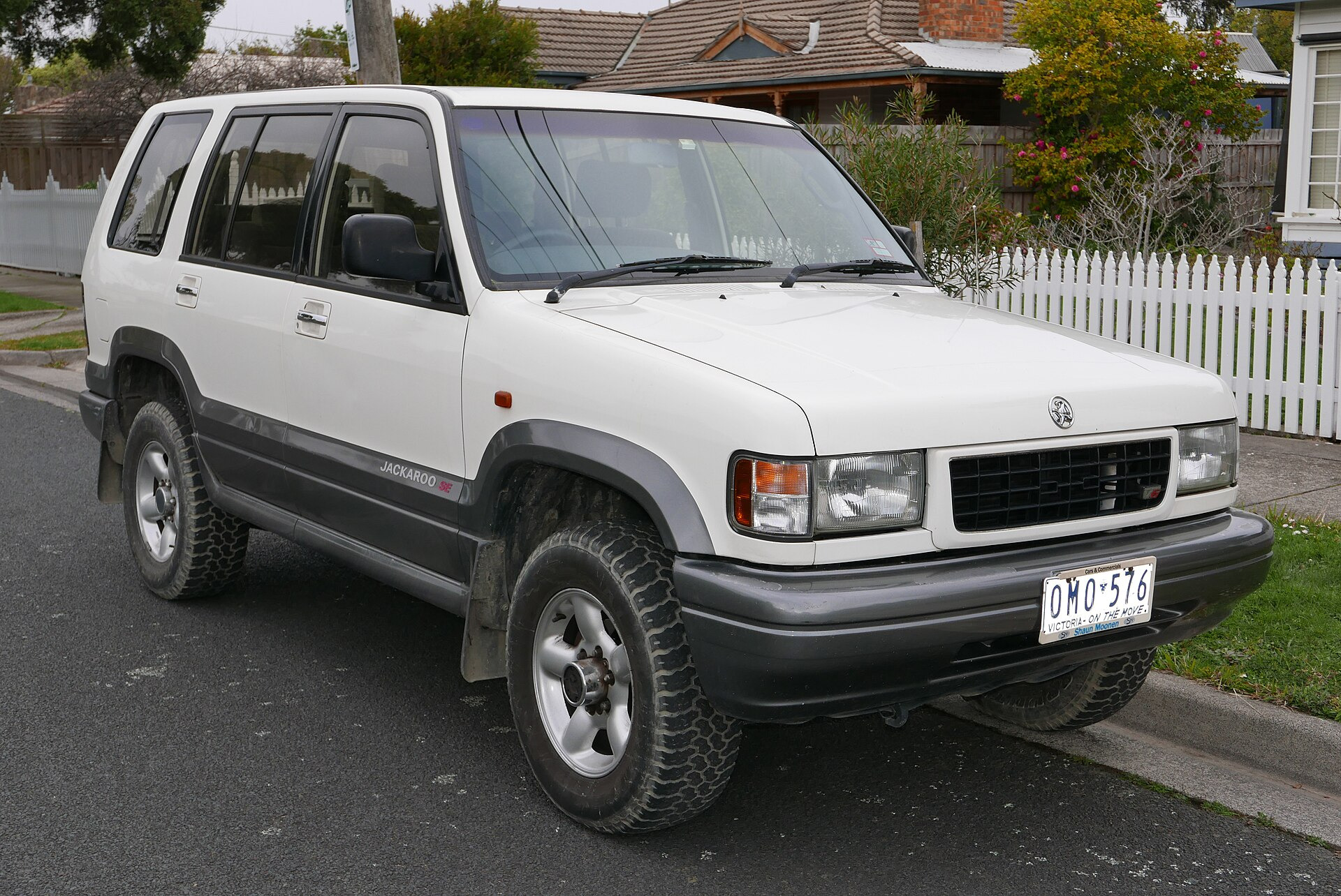 Holden Jackaroo UBS