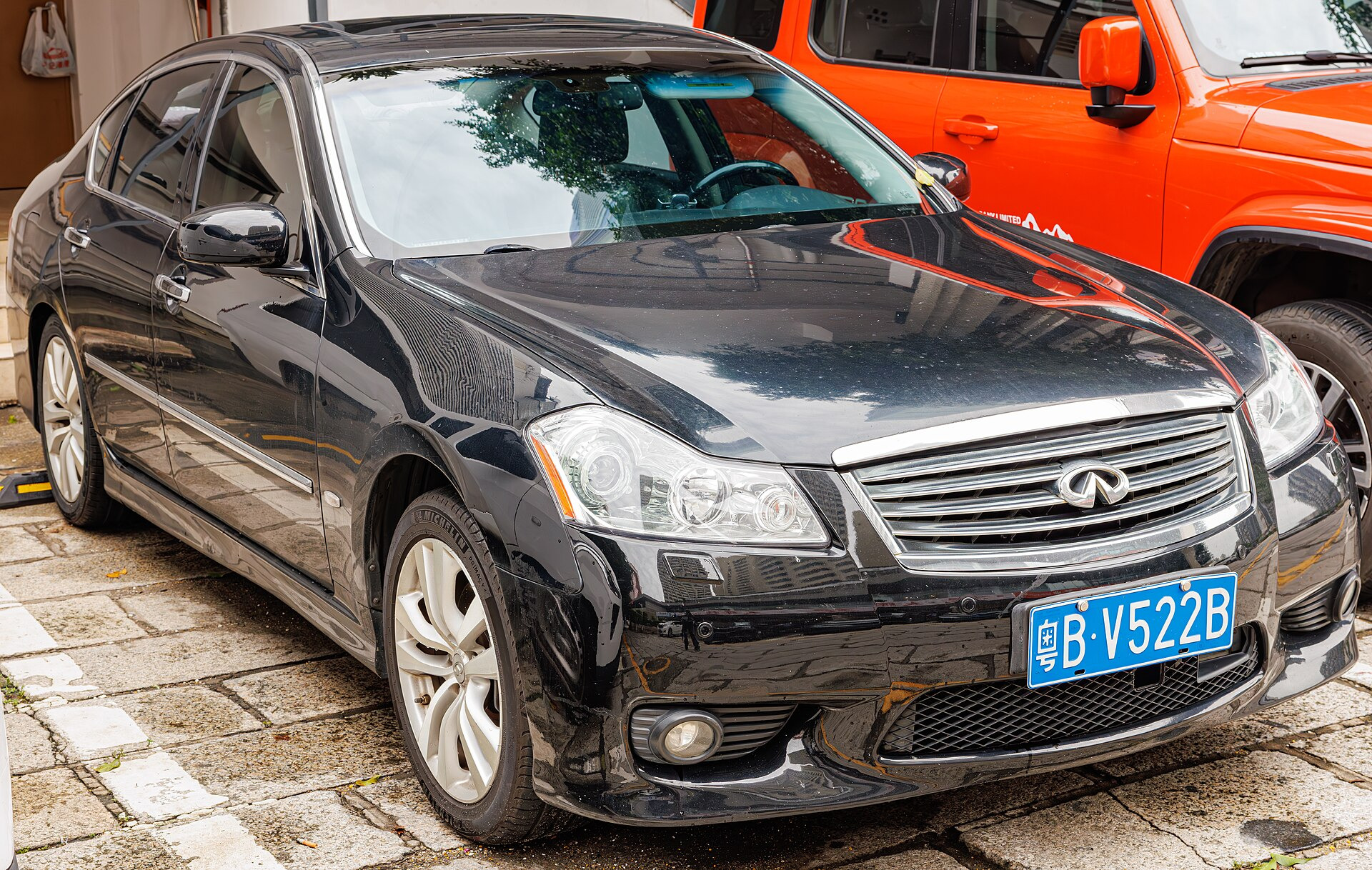 Infiniti M35