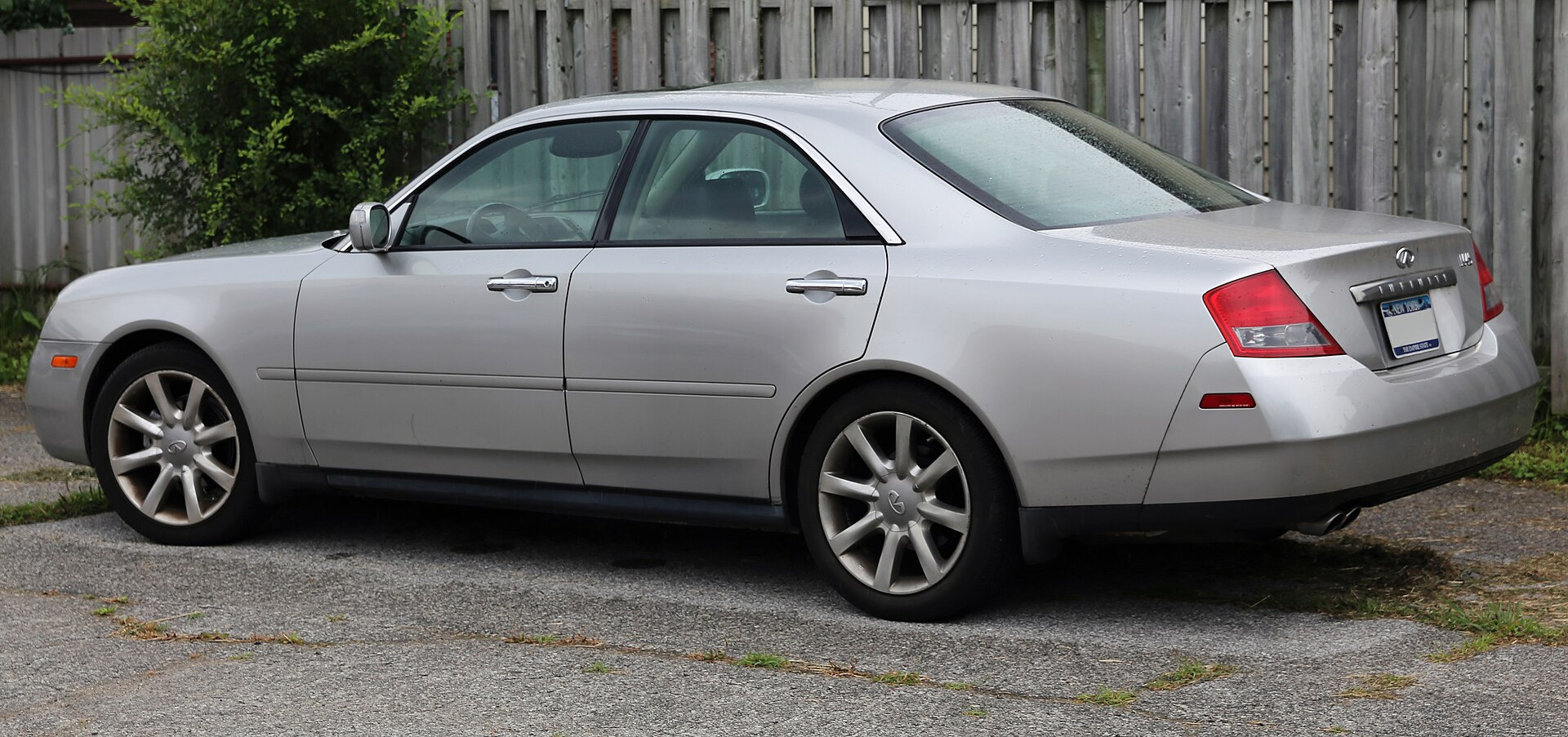 Infiniti M45