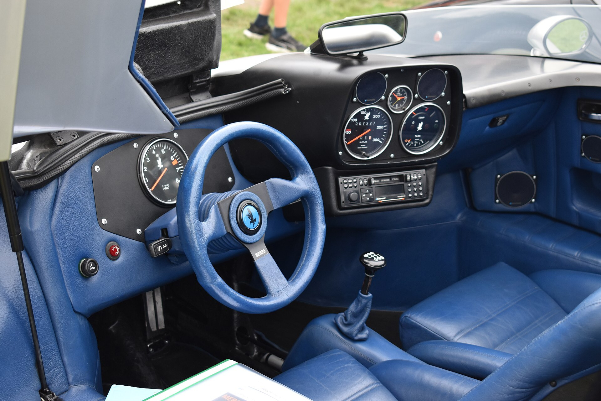 Isdera Spyder 3.0 i 24V (036i) (235hp)