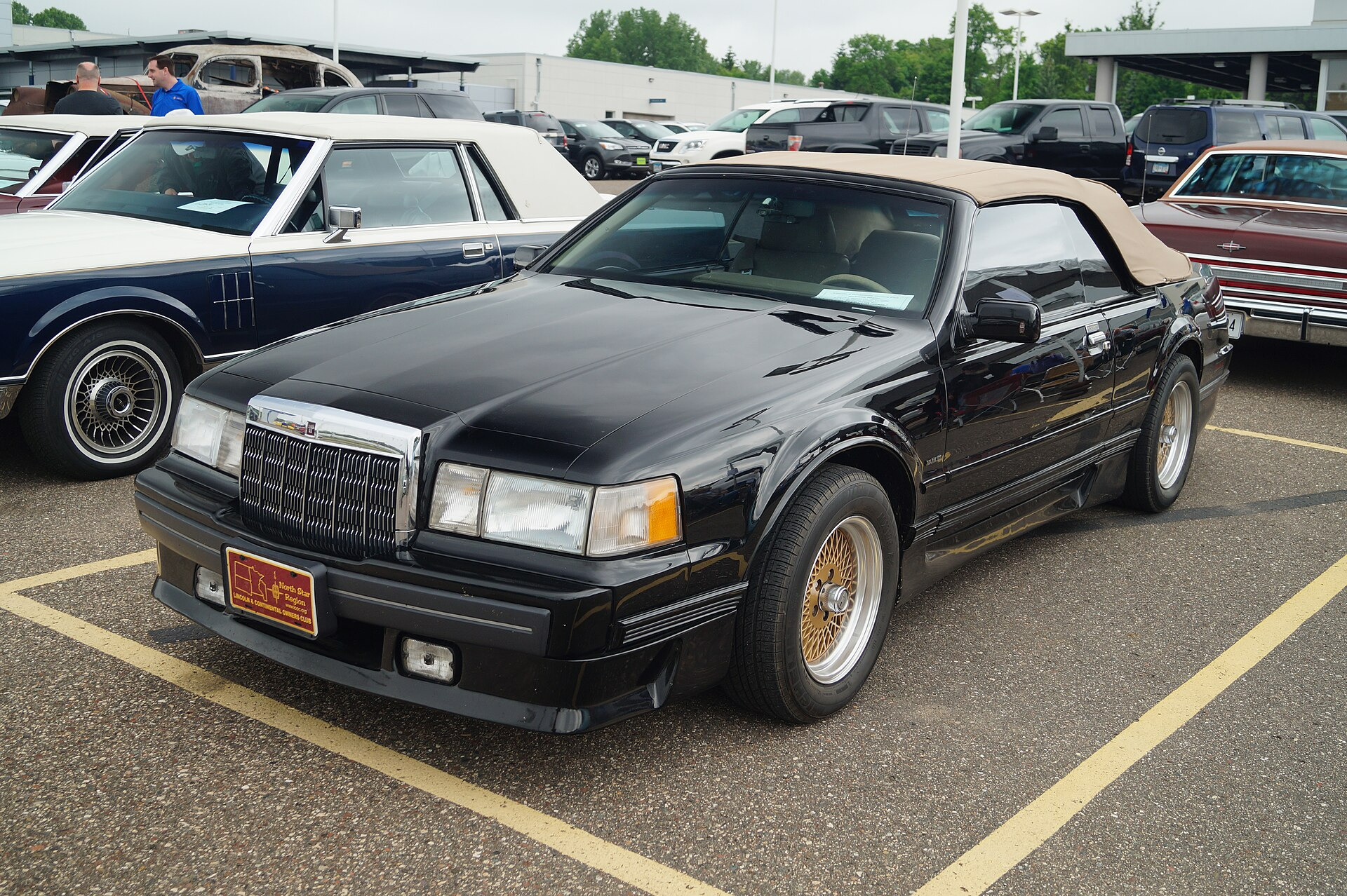 Lincoln Continental VII