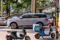 Lincoln Navigator I — снимка 2