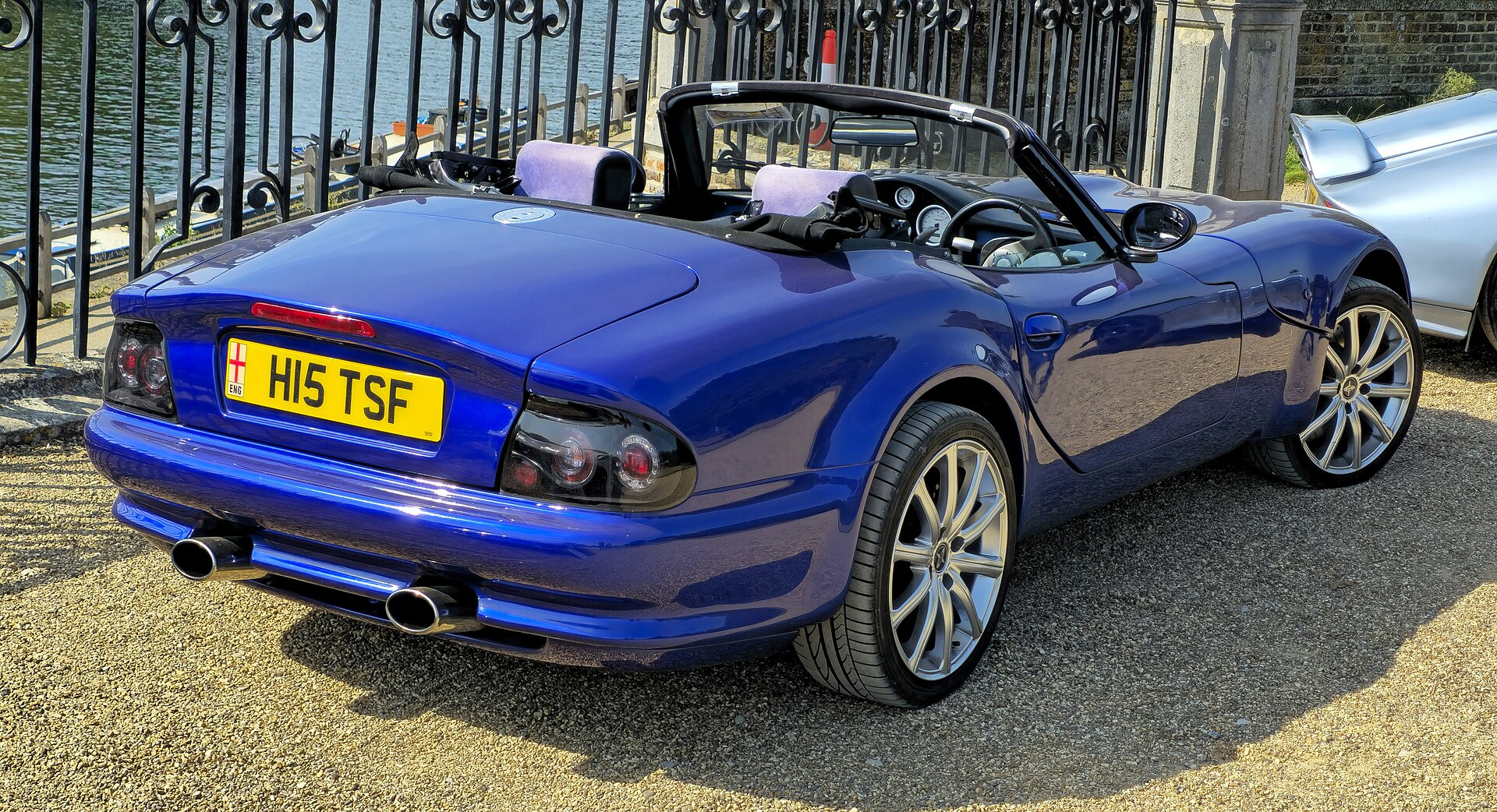 Marcos TS 250