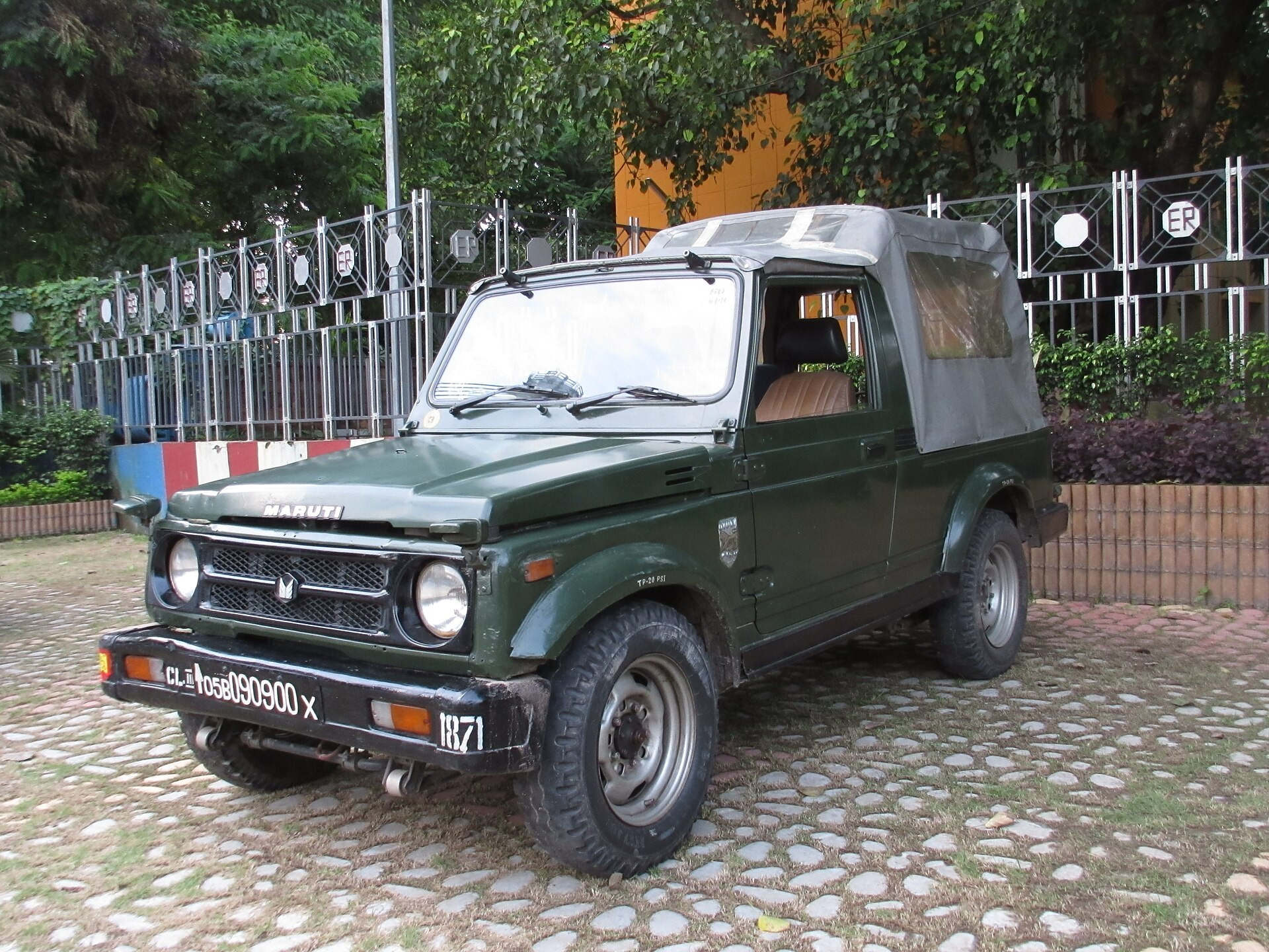 Maruti Gypsy Cabrio