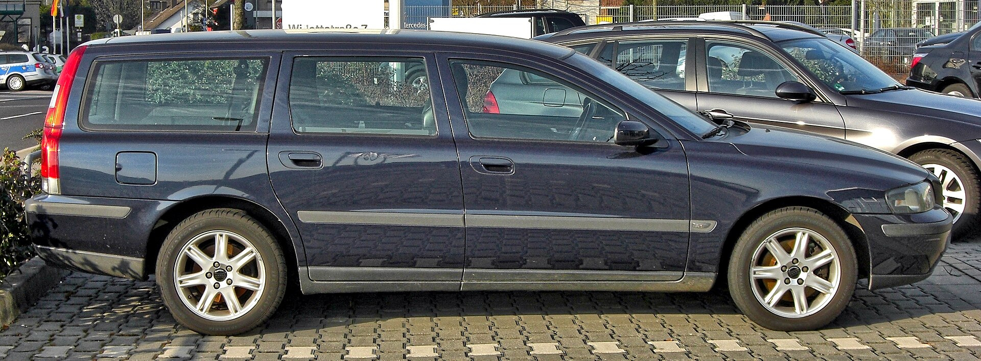 Volvo V70 II