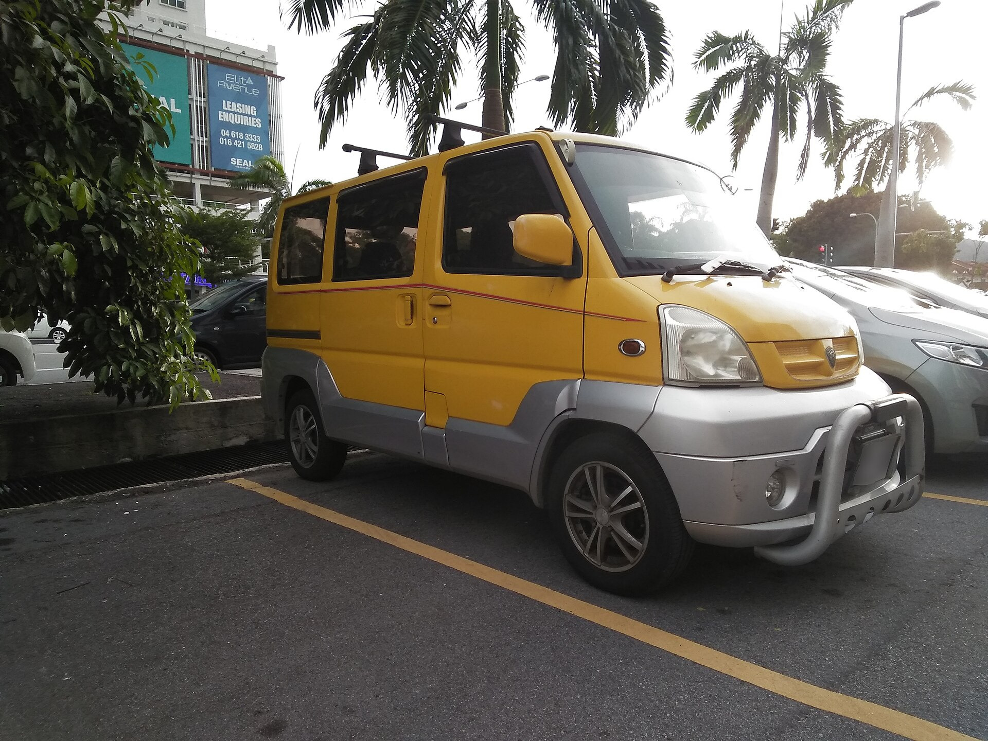 Proton Juara 1.1 i 16V (71hp)