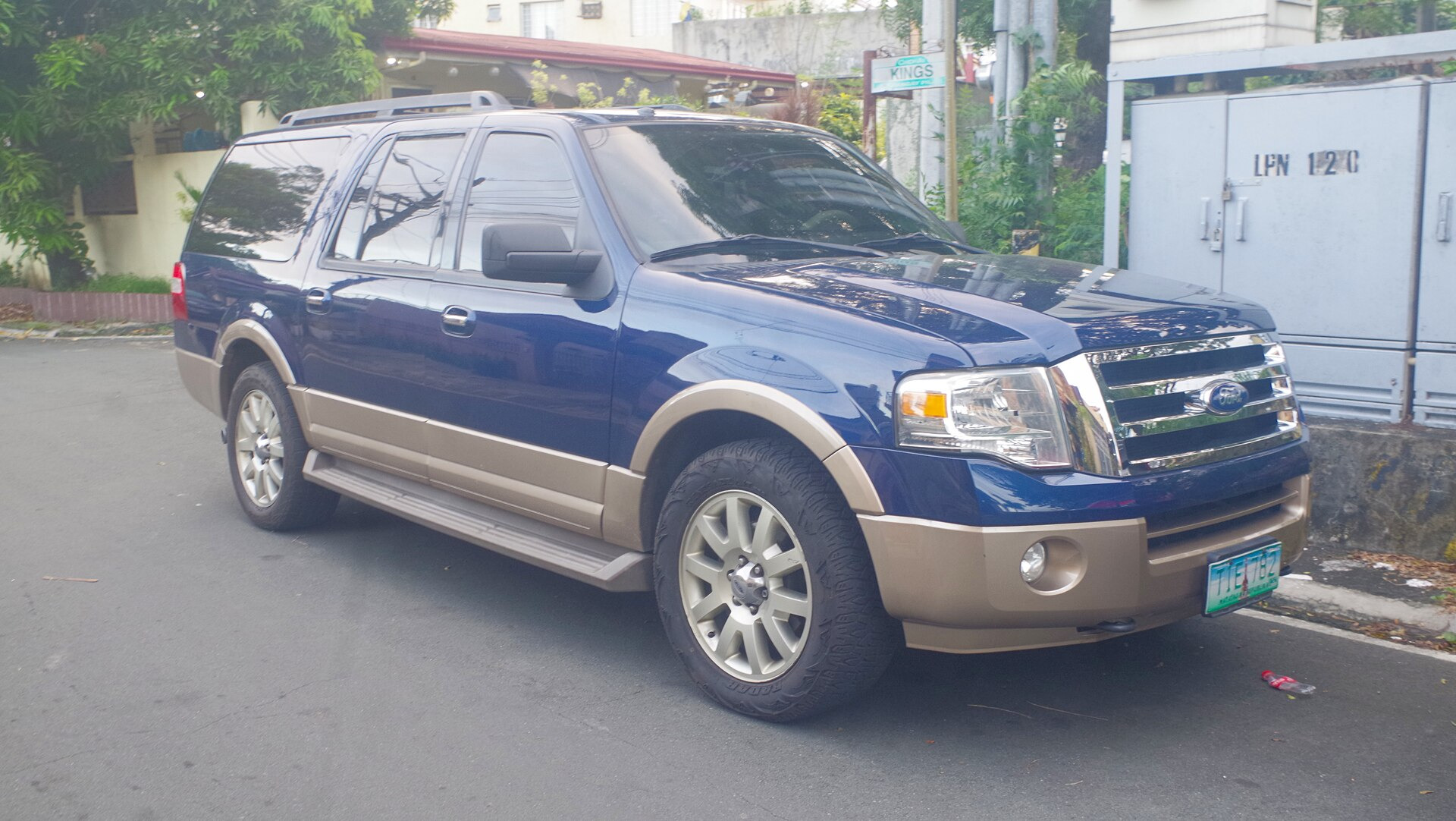 Ford Expedition EL