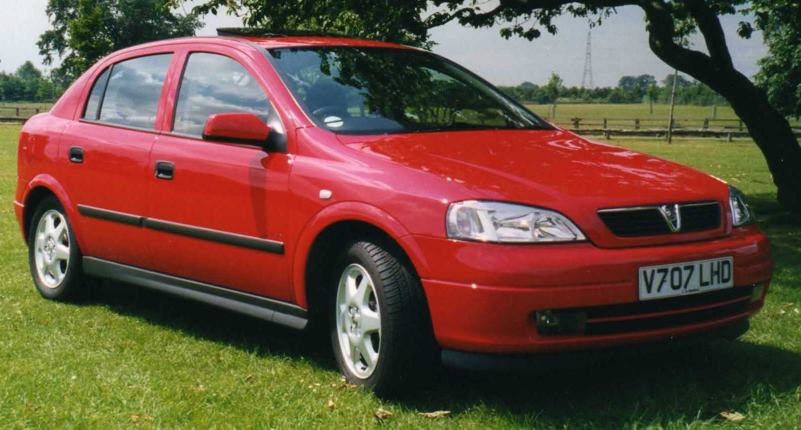 Vauxhall Astra Mk IV