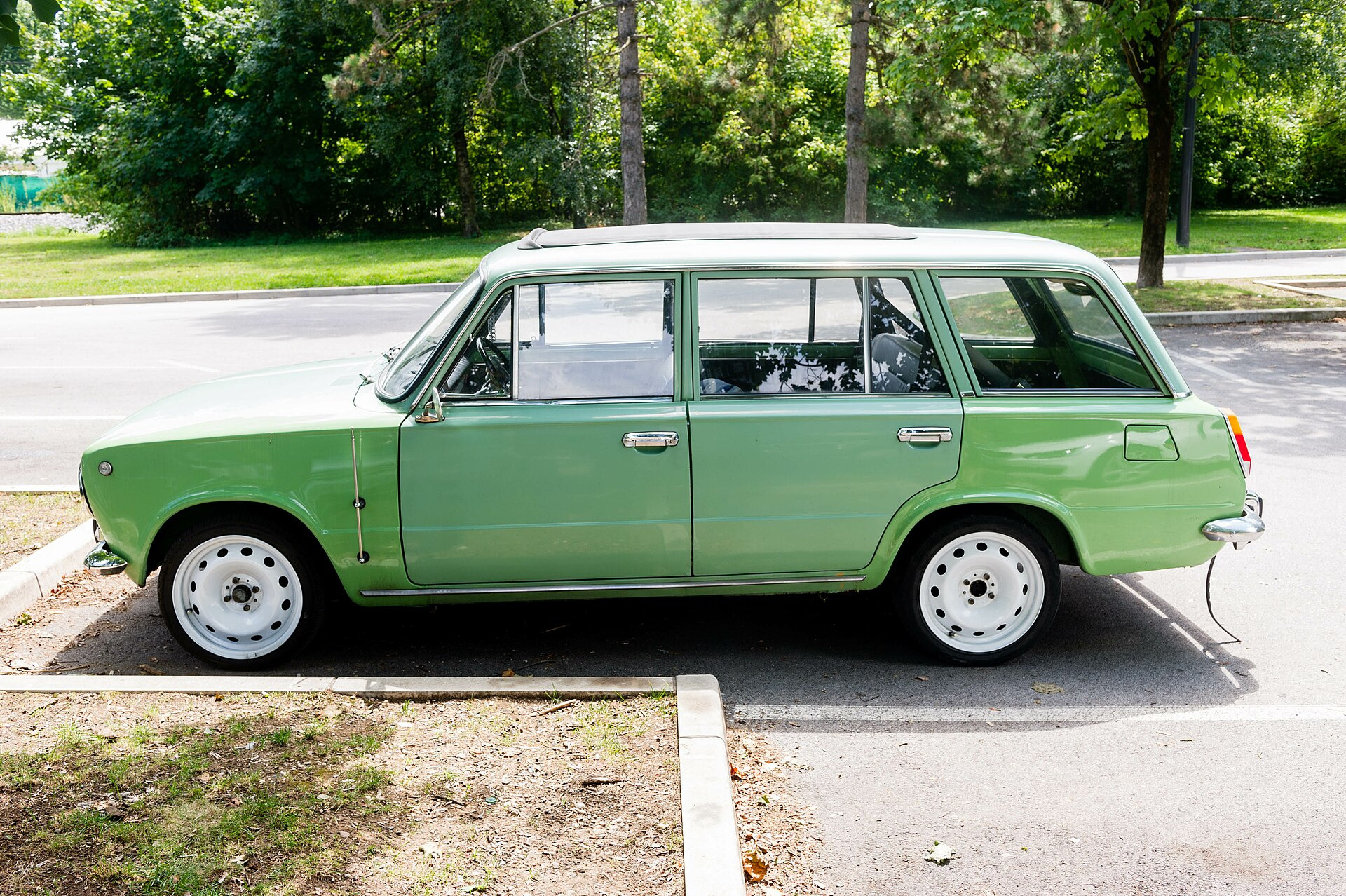 Lada 2102 21021