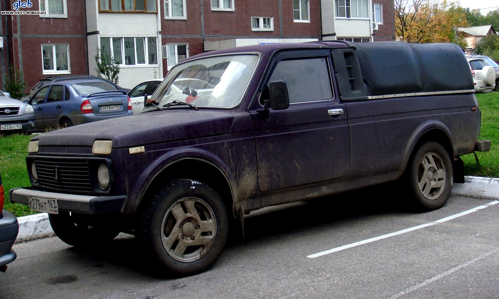 Lada 2328