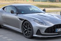 Aston Martin DB12 — снимка 2