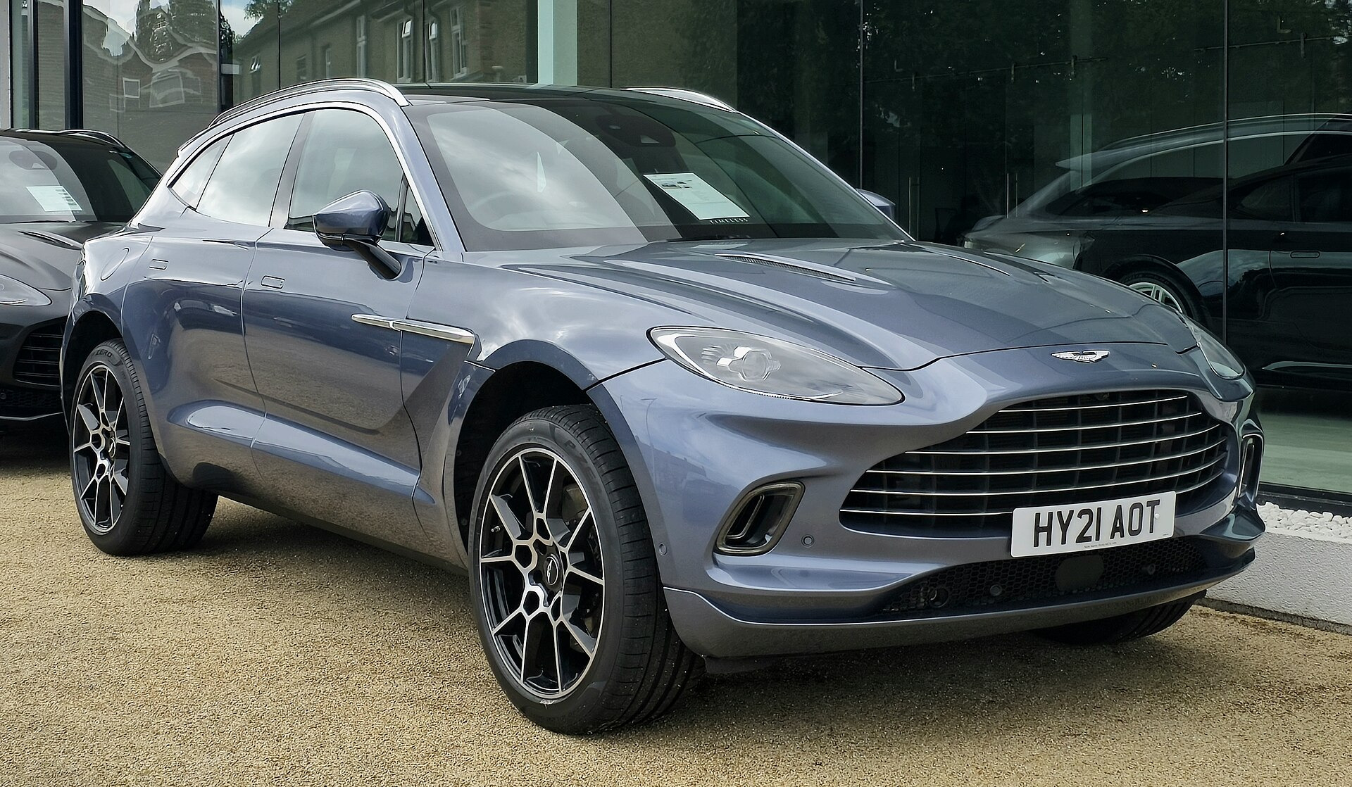 Aston Martin DBX