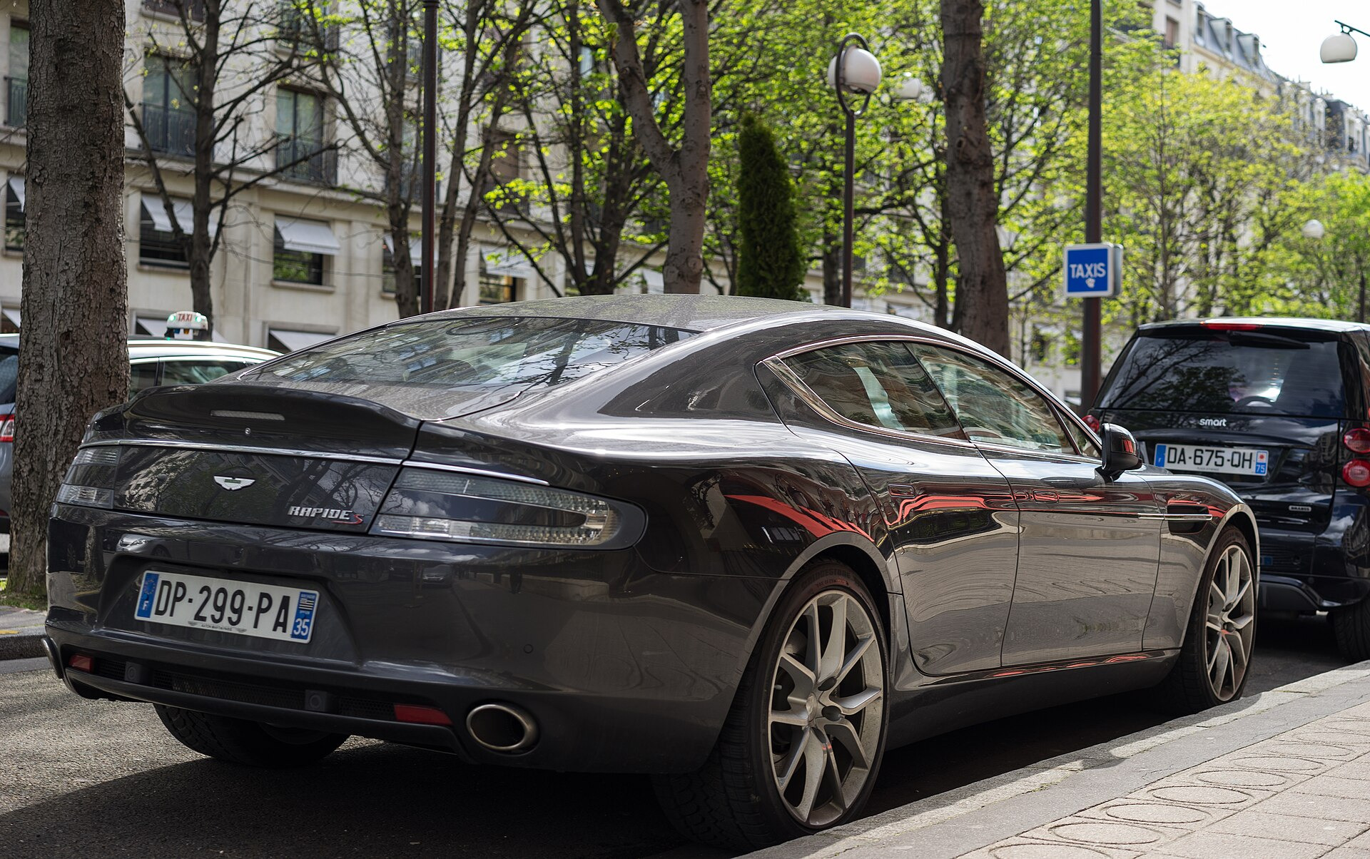 Aston Martin Rapide S