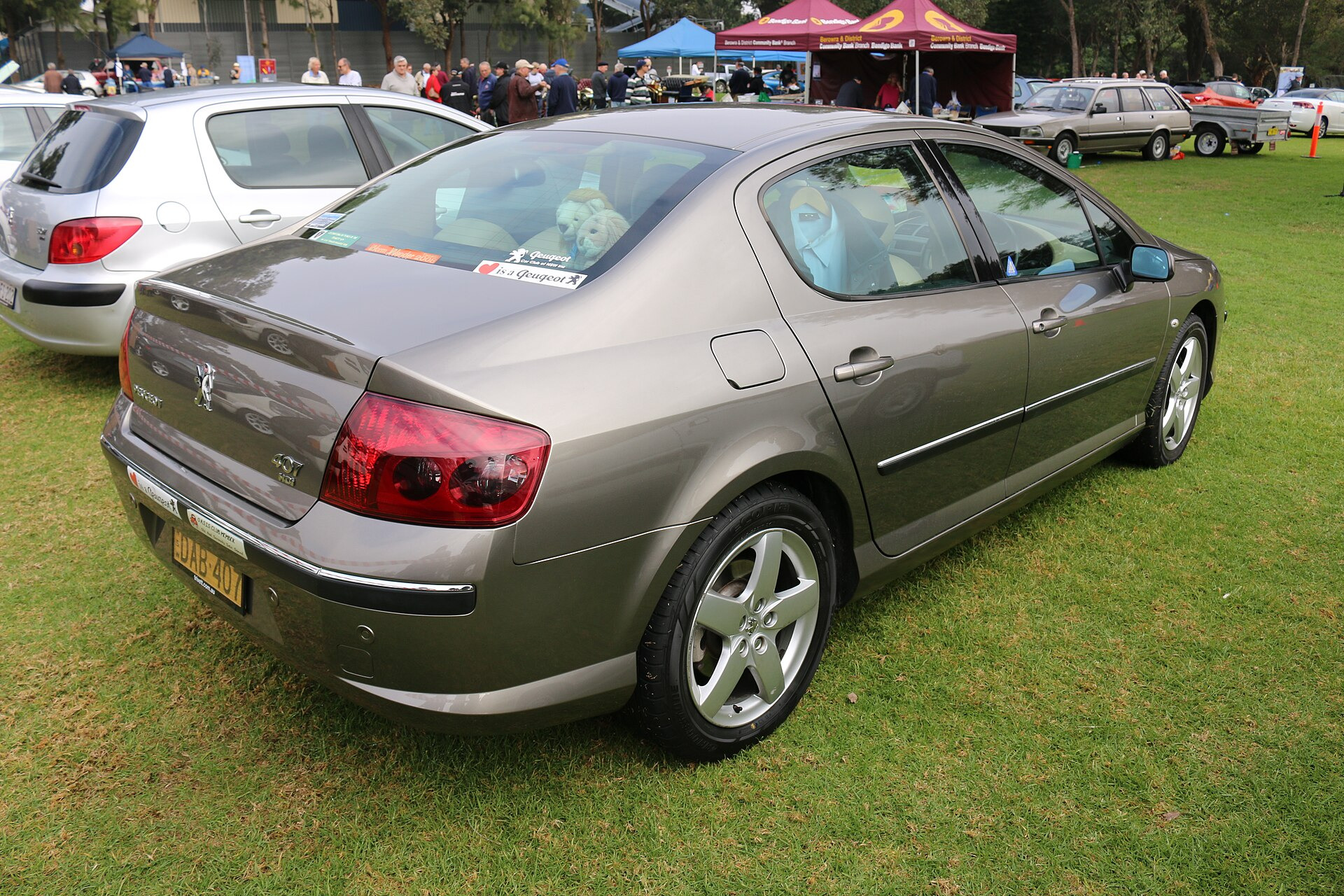 Peugeot 407