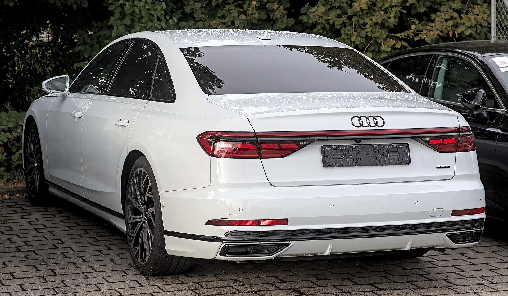 Audi A8 (D4,4H facelift 2013)