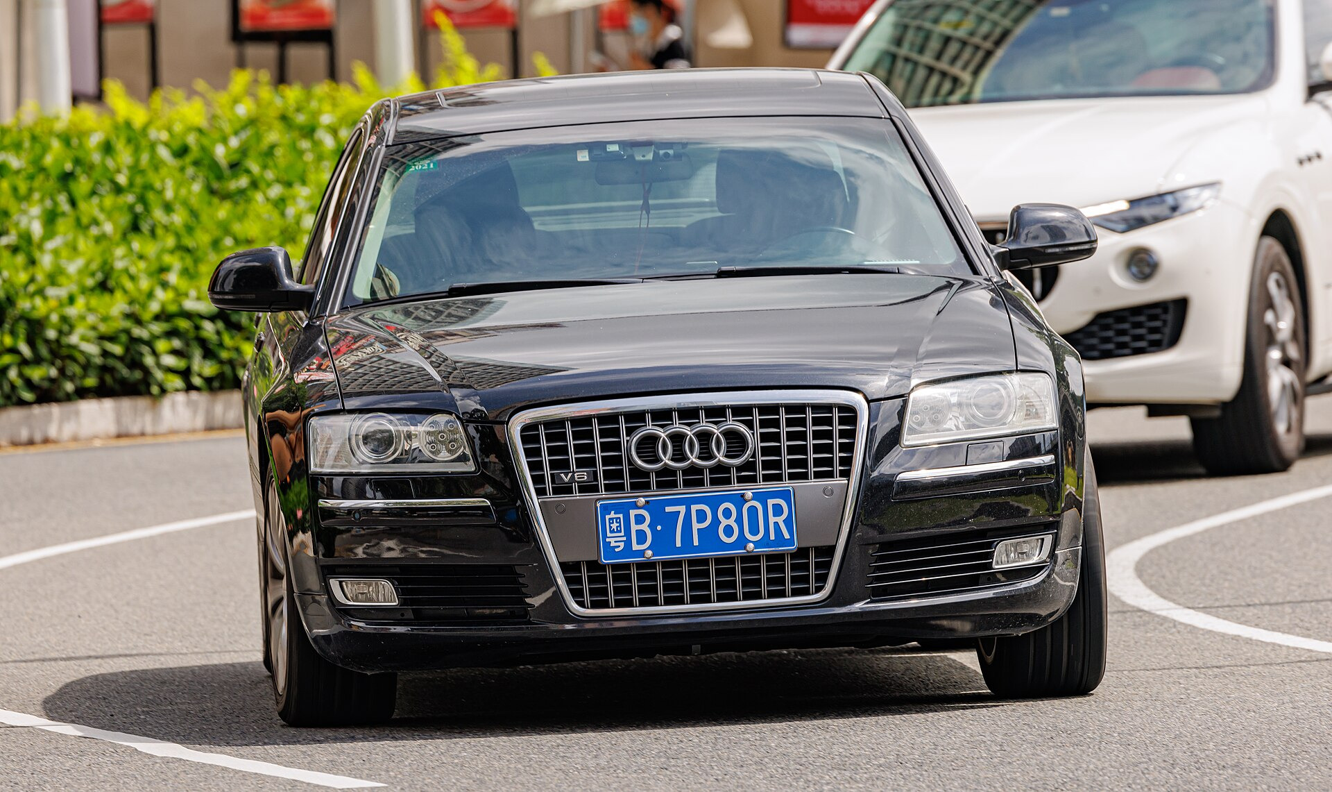 Audi A8 (D3, 4E)