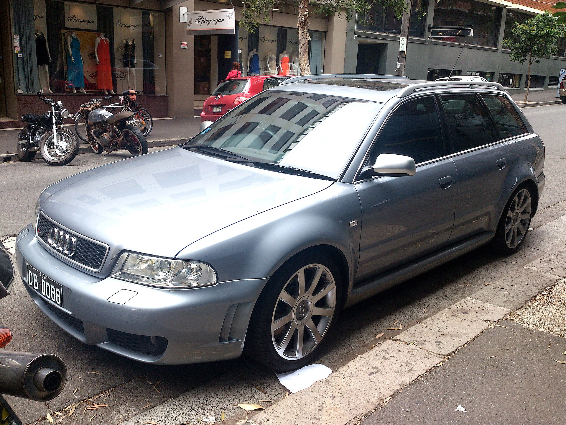 Audi RS4 Avant (8D, B5)