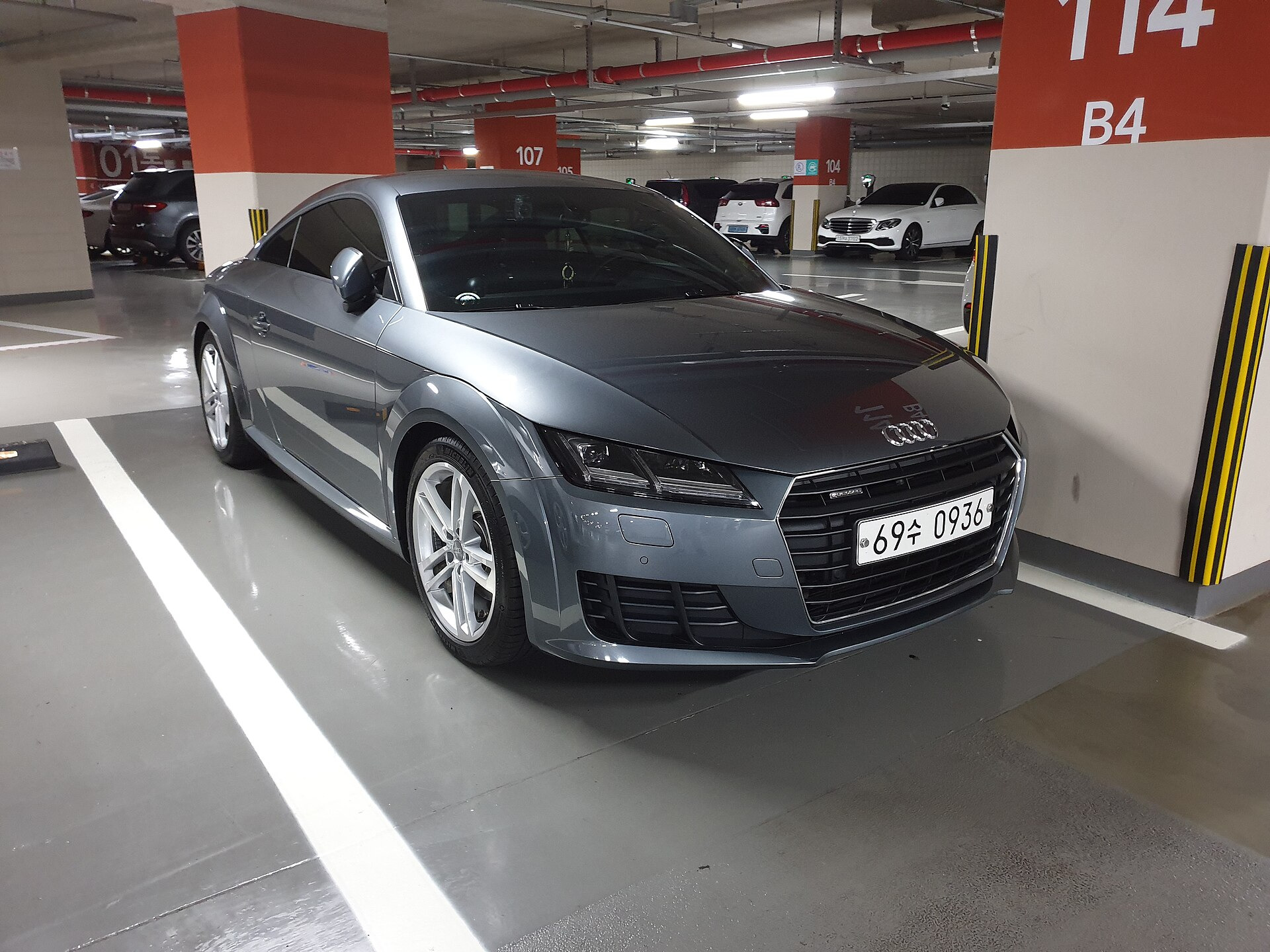 Audi TT Coupe (8S)