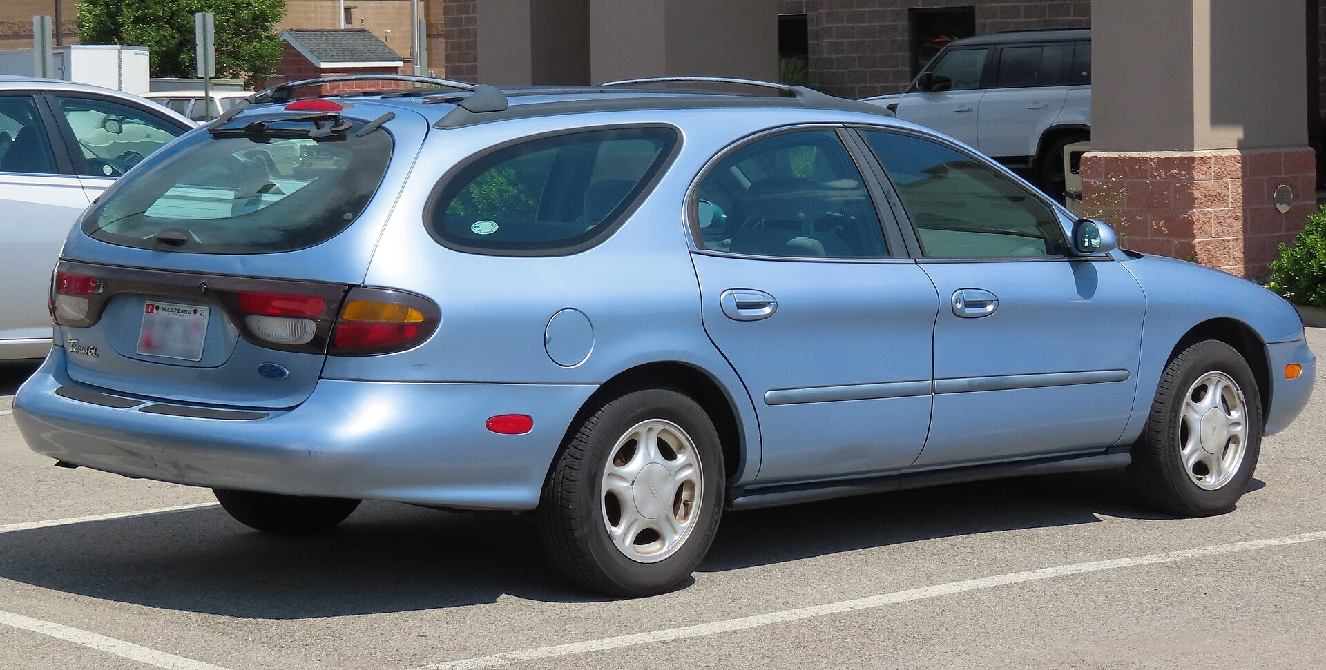 Ford Taurus I Station Wagon