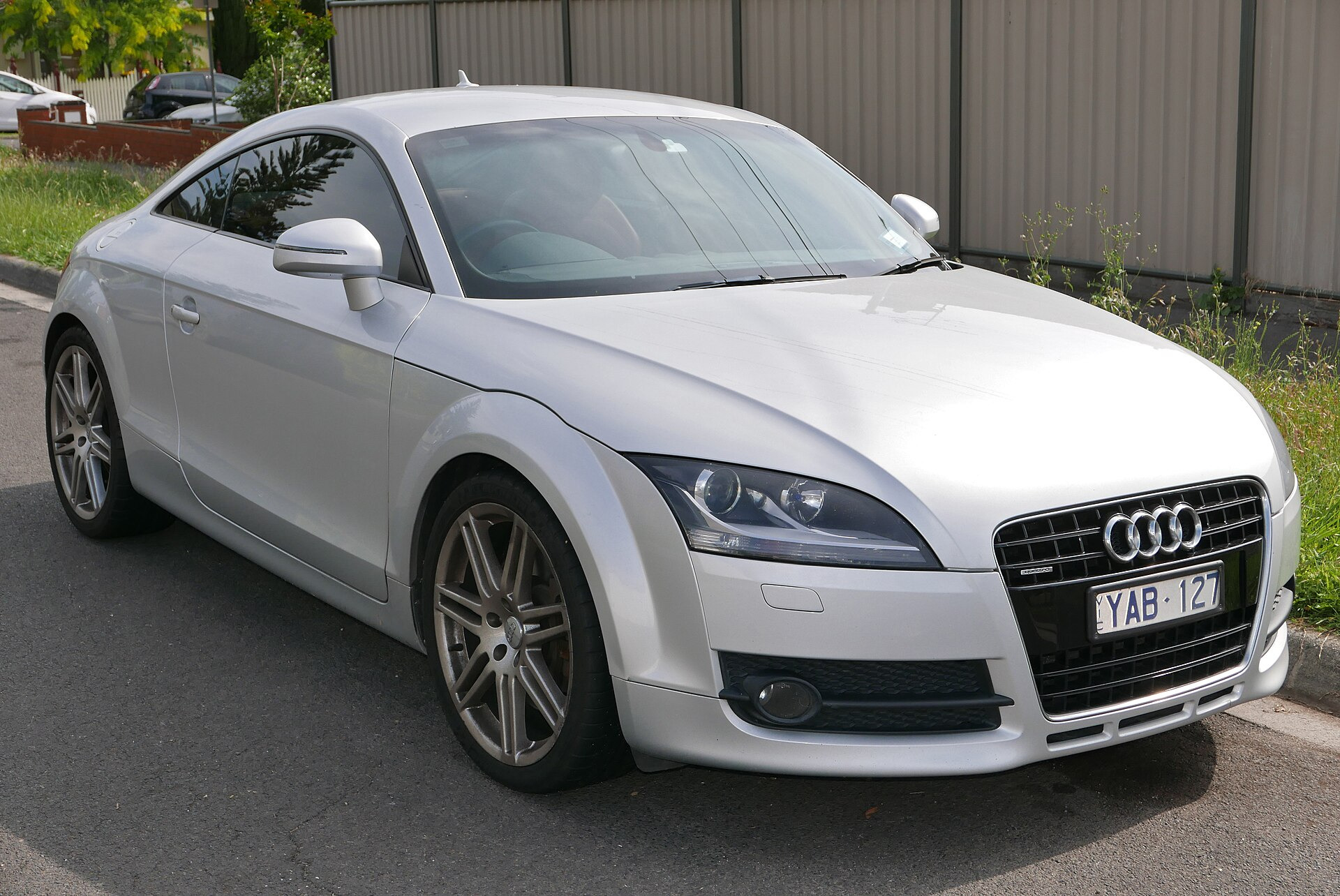 Audi TT S Coupe (8J)