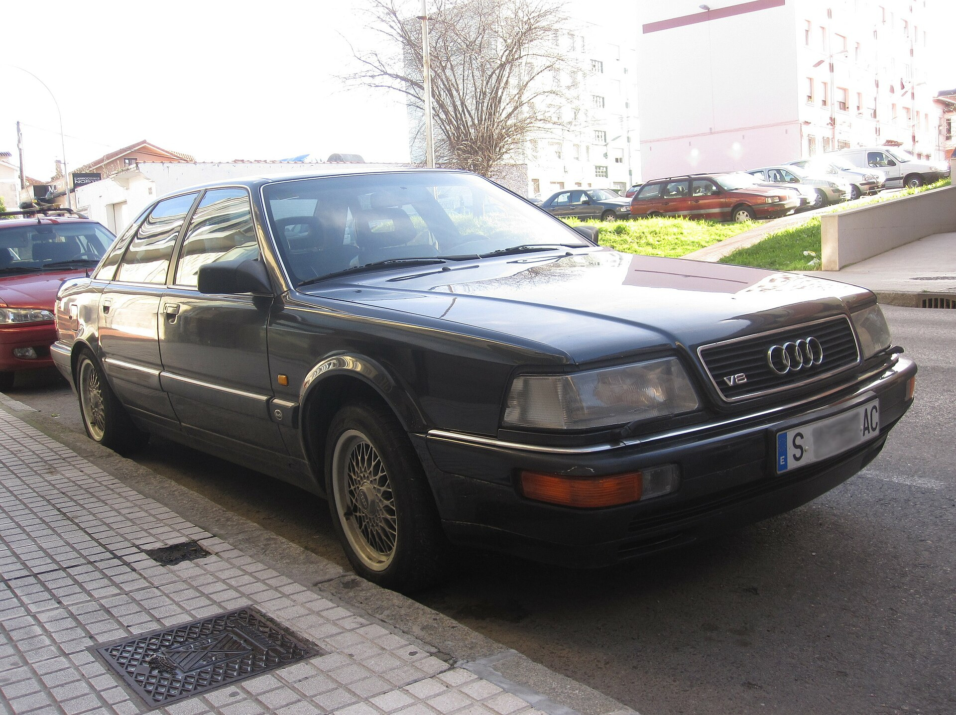 Audi V8 (D11)