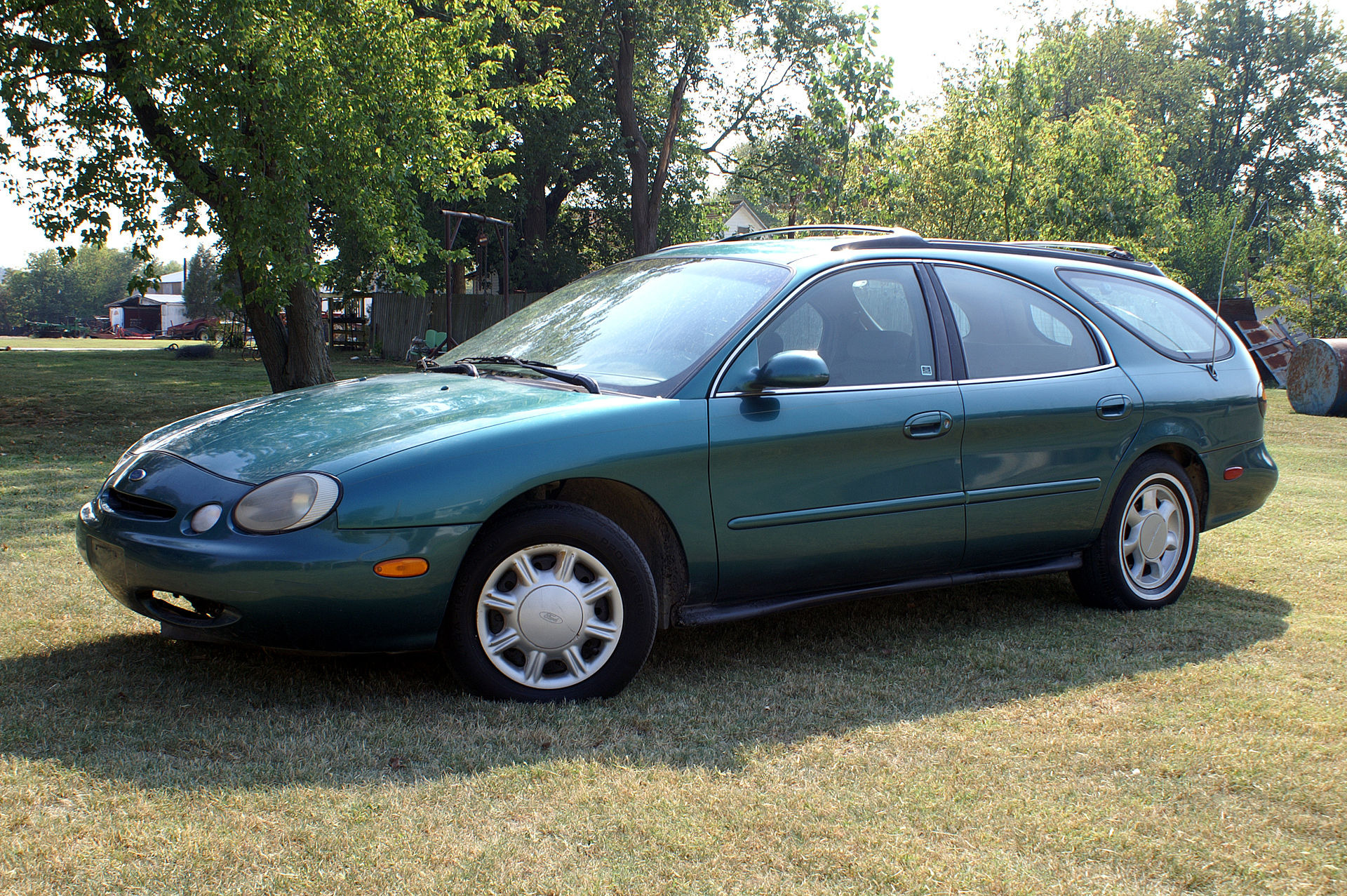 Ford Taurus III Station Wagon